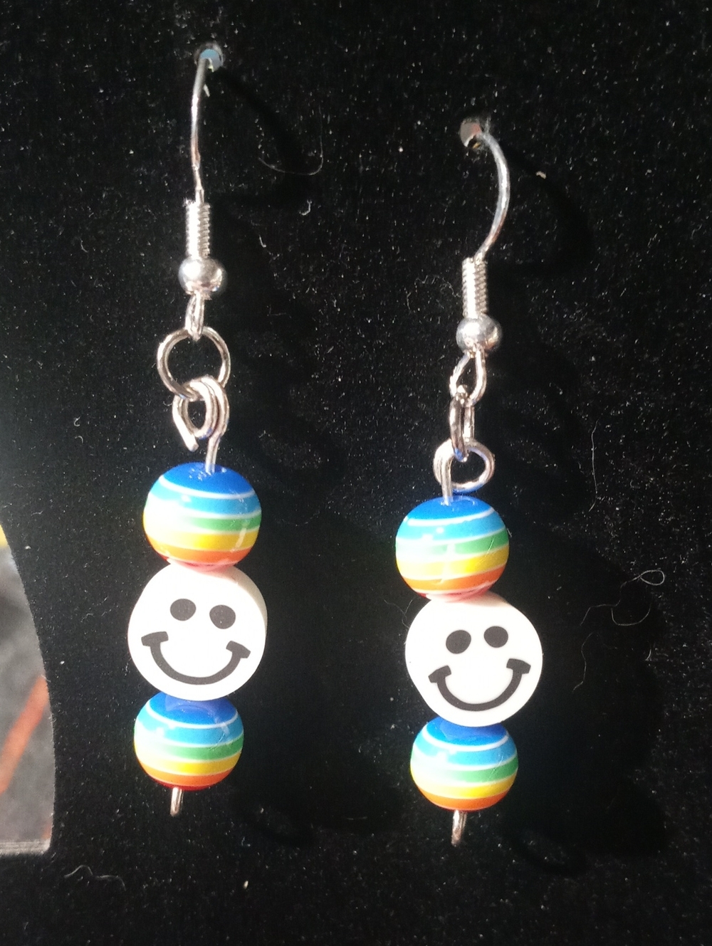 Smiley Face Rainbow Stripe Bead Dangle Earrings - White & Multicolor
